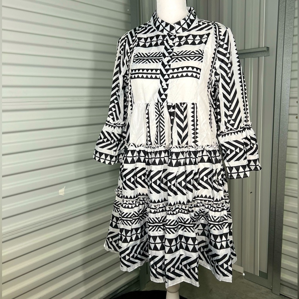 MISSLOOK small black lightweight dress